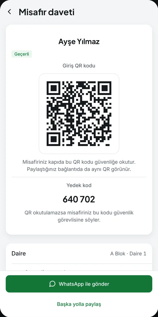 Misafir daveti ekranı: giriş QR kodu ve yedek kod